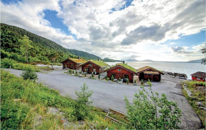 Holiday home Ikornnes Hytte III